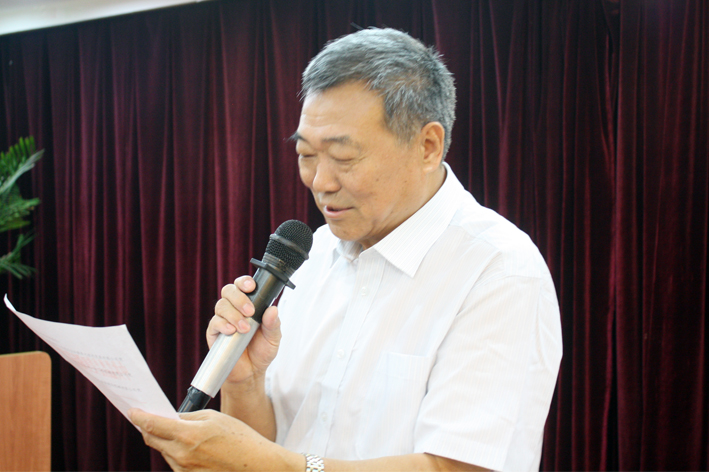 中共濟南星火黨總支書記尋德玲同志發(fā)表講話